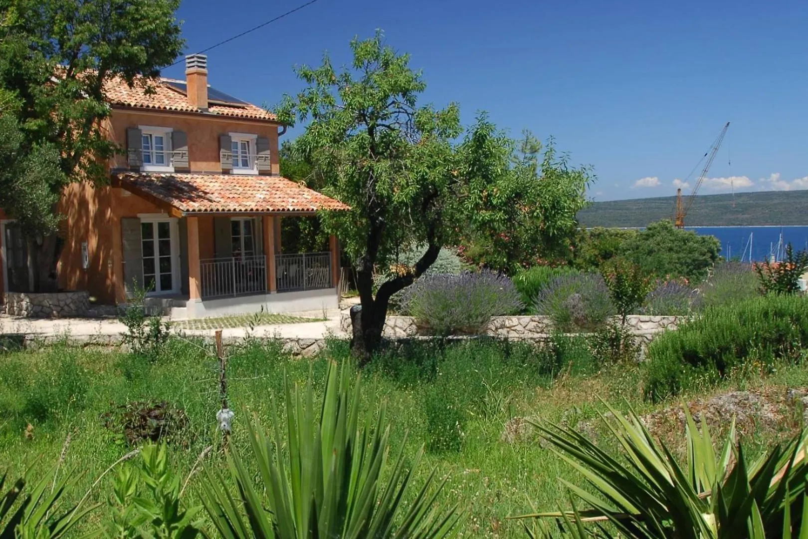Charming Holiday House Bella 250M From The Beach Villa Nerezine 0*,